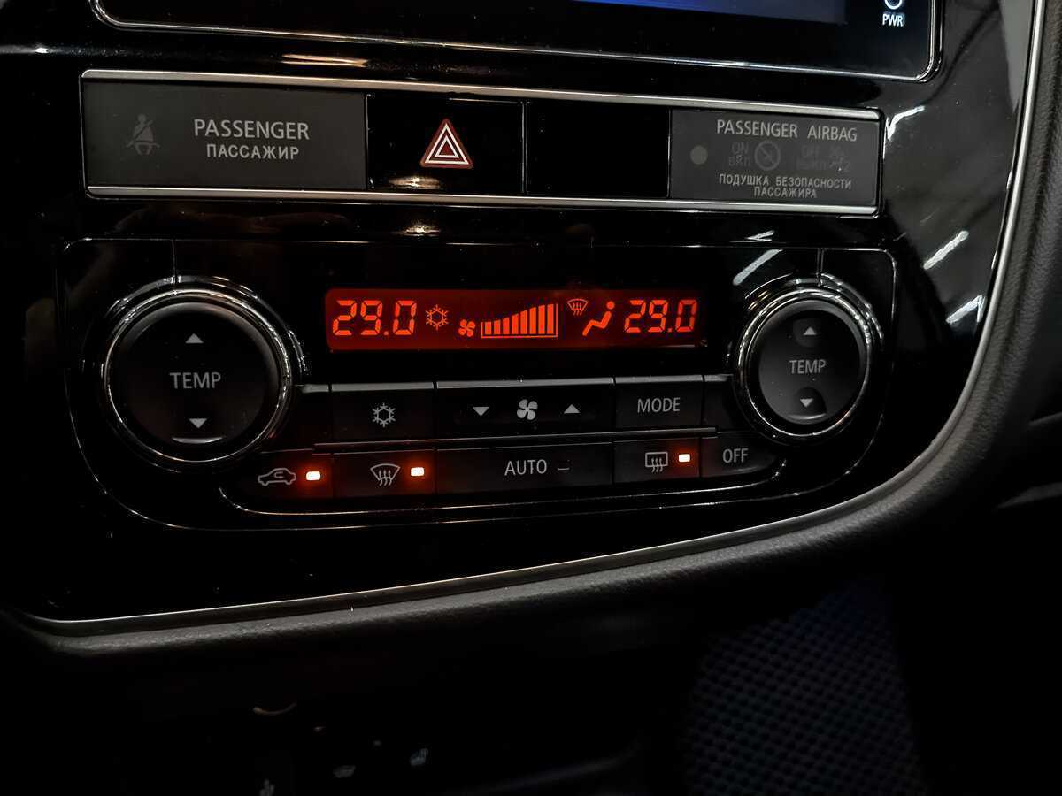 Mitsubishi Outlander, 2020 Фото №25