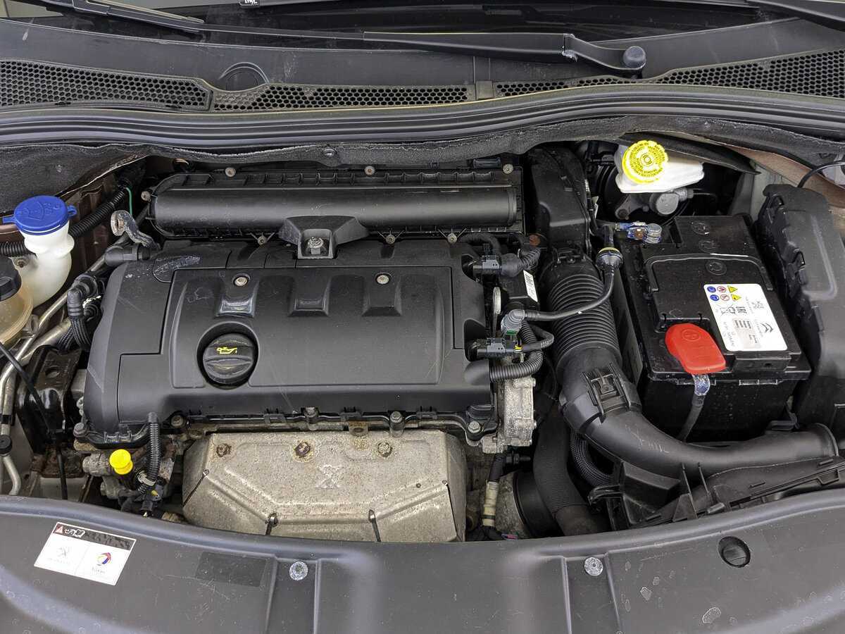 Peugeot 2008, 2014 Фото №9