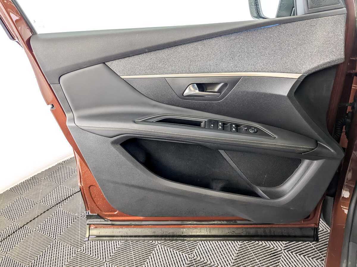 Peugeot 3008, 2019 Фото №17