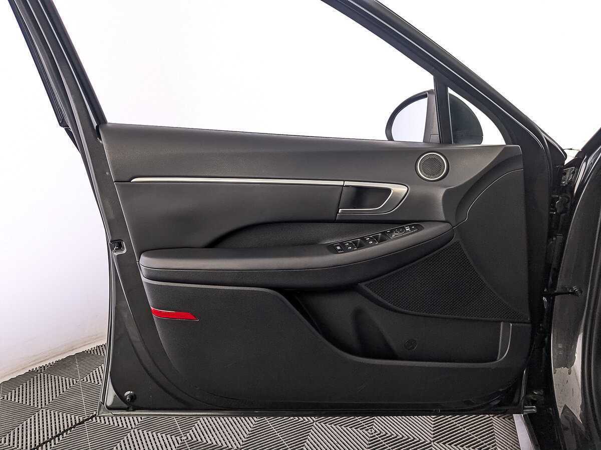 Hyundai Sonata, 2022 Фото №17