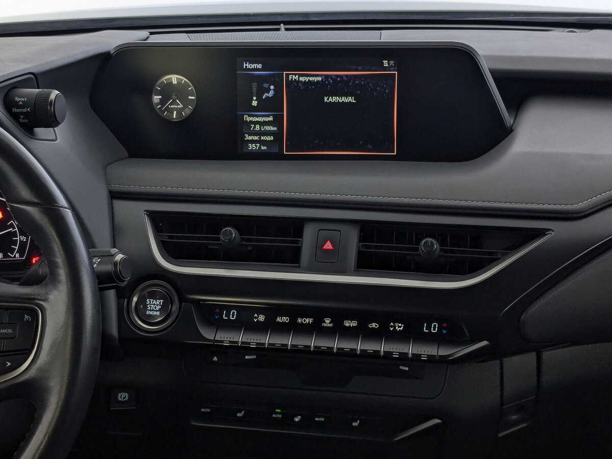 Lexus UX 200, 2020 Фото №17