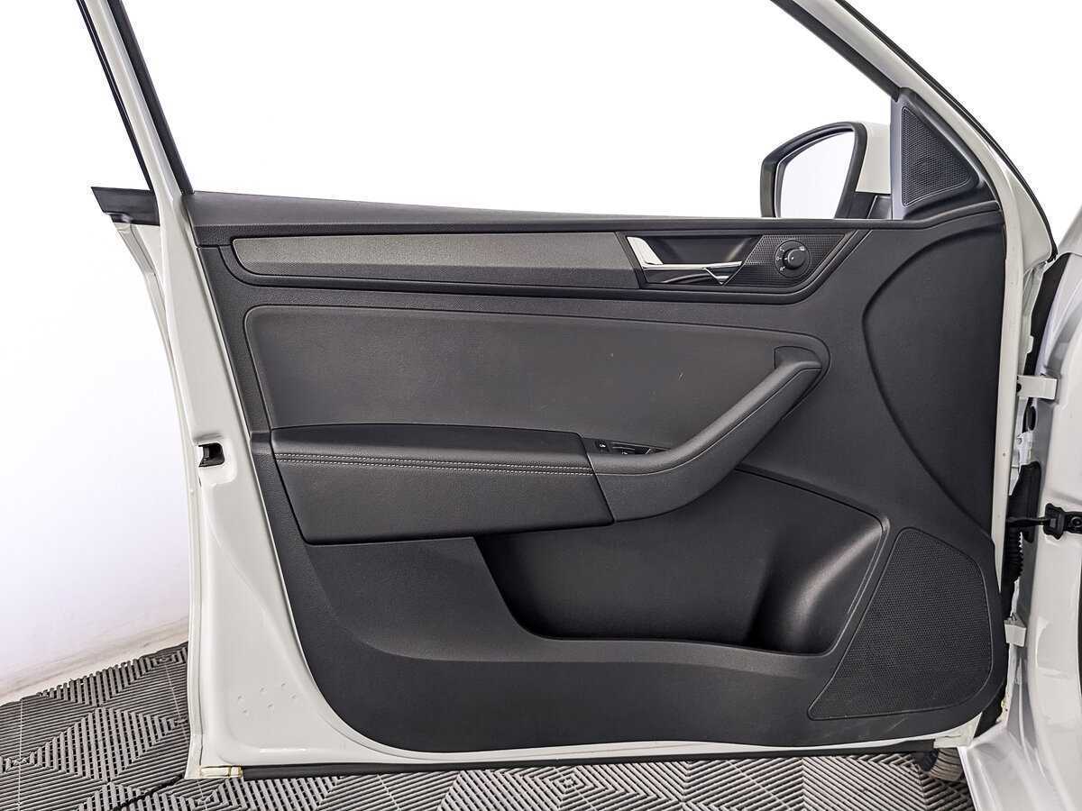 Skoda Rapid, 2020 Фото №18