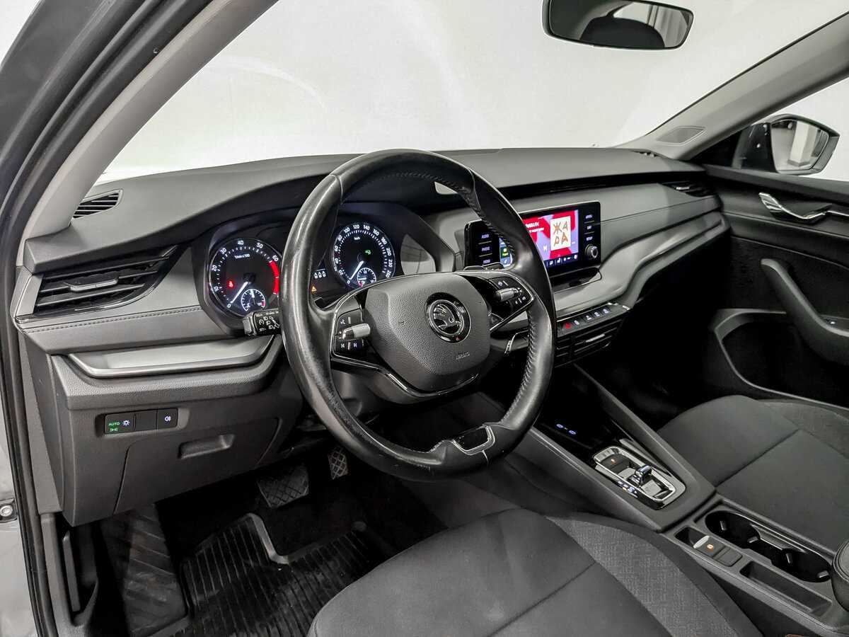 Skoda Octavia, 2021 Фото №16