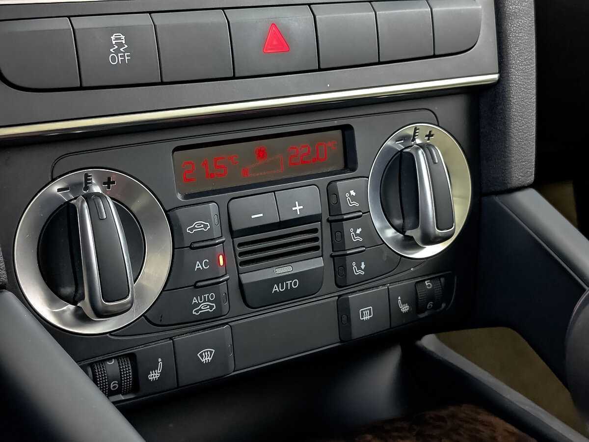 Audi A3, 2012 Фото №21