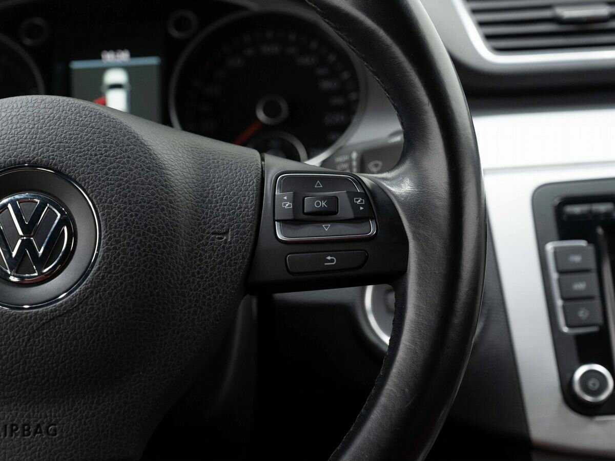 Volkswagen Passat CC, 2014 Фото №17