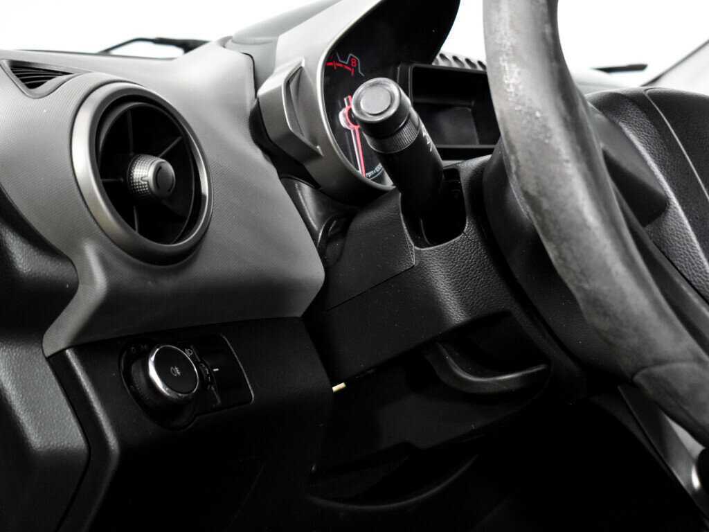 Chevrolet Aveo, 2013 Фото №10