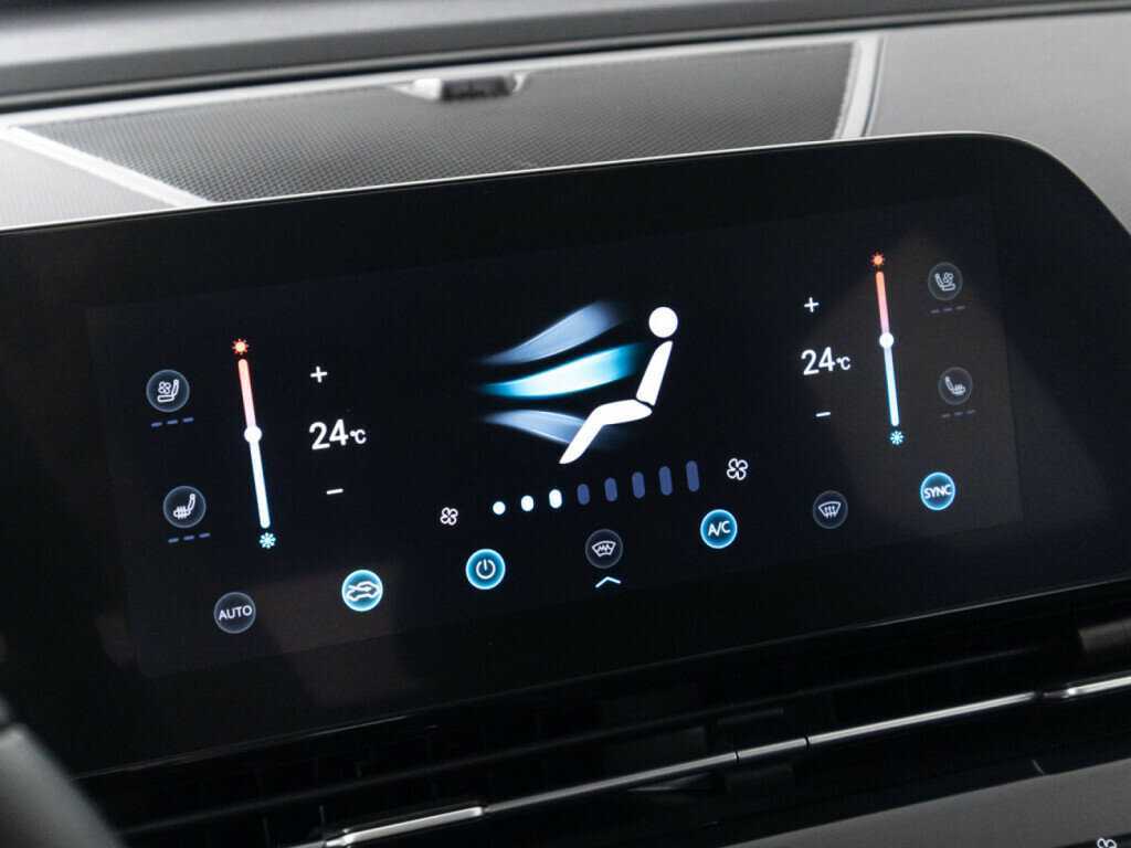 Omoda C5, 2023 Фото №17