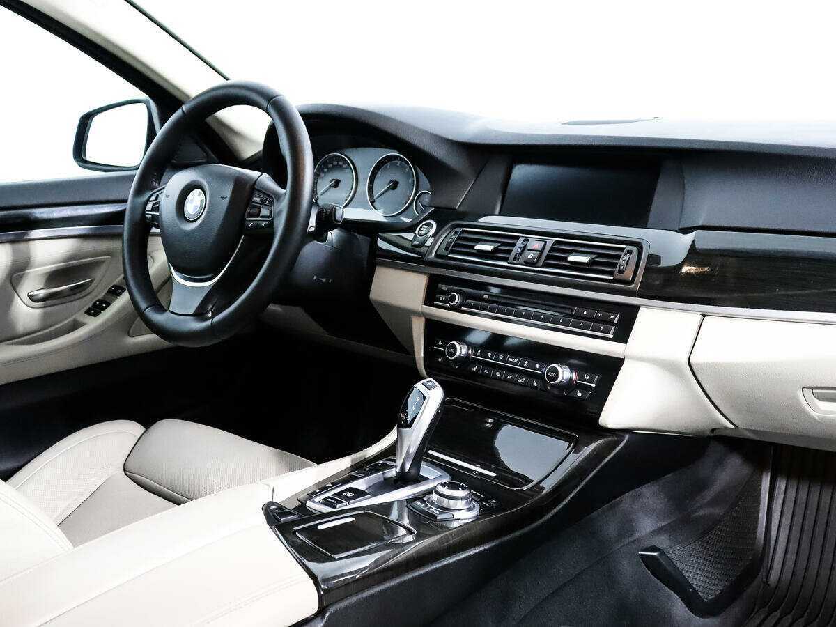 BMW 5 серии 528i xDrive, 2012 - 132 915 км. | Фото №7