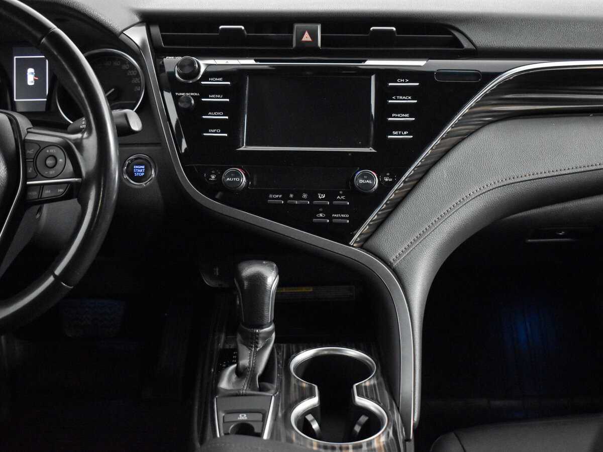 Toyota Camry, 2020 Фото №14