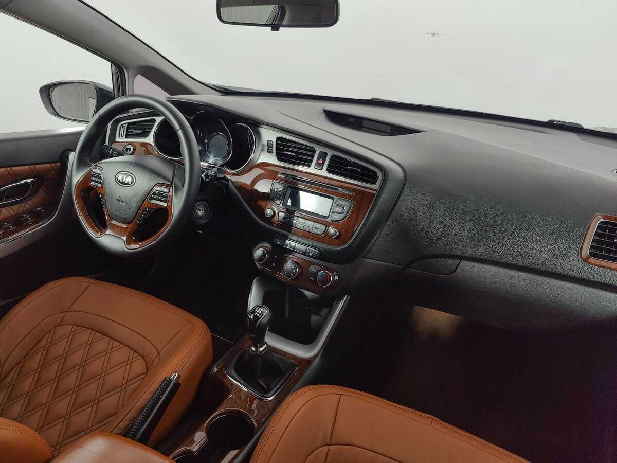 Kia Ceed, 2014 Фото №10