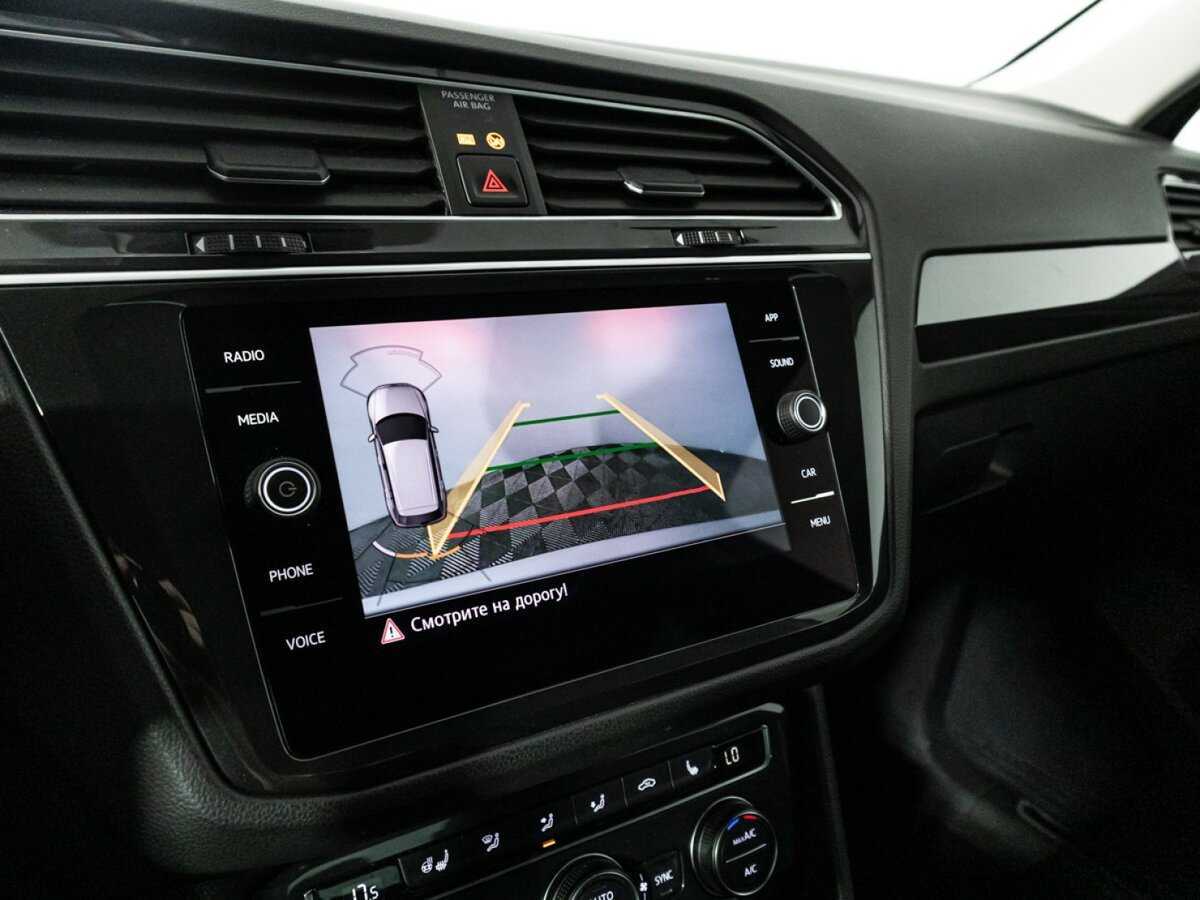 Volkswagen Tiguan, 2019 Фото №16