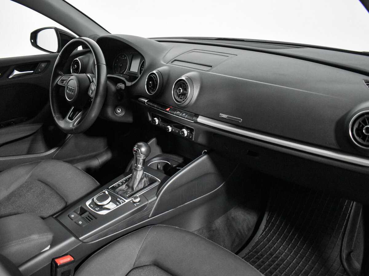 Audi A3, 2018 Фото №14