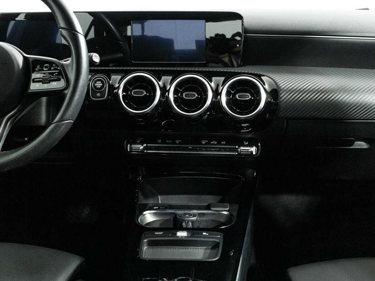 Mercedes-Benz A-Класс 200, 2019 Фото №14