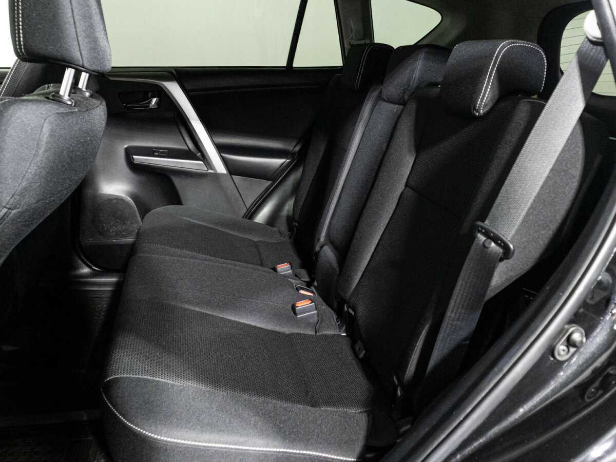 Toyota RAV4, 2015 Фото №10
