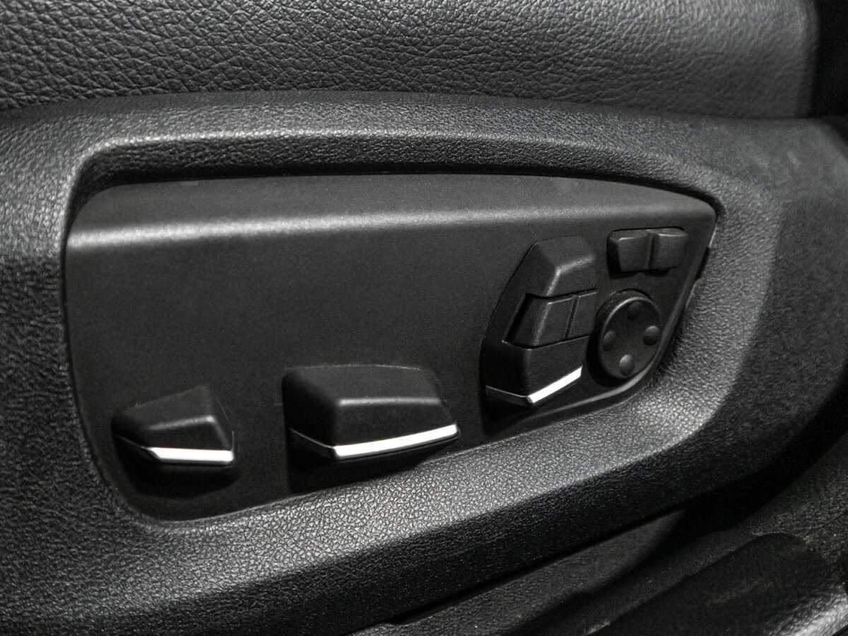 BMW 5 серии 528i xDrive, 2014 Фото №16