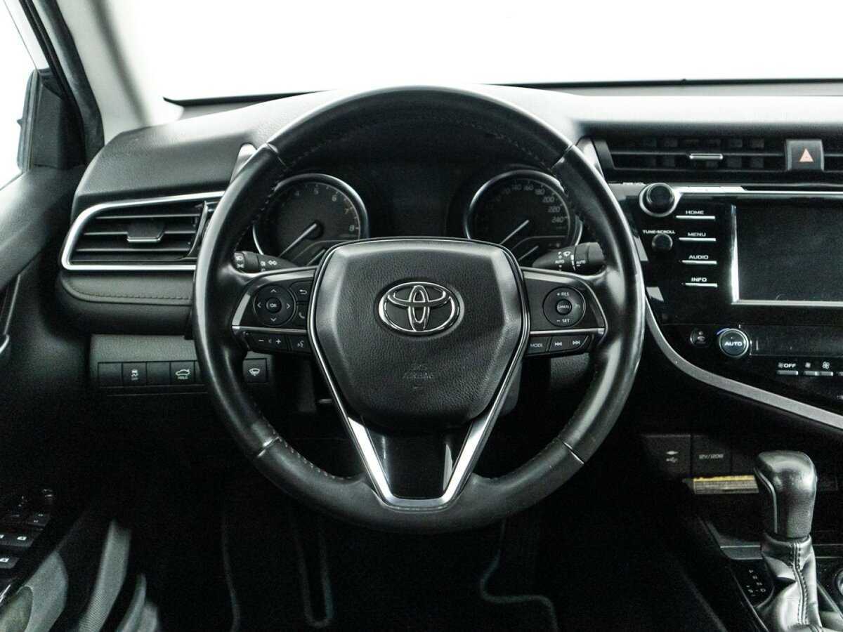 Toyota Camry, 2020 Фото №18