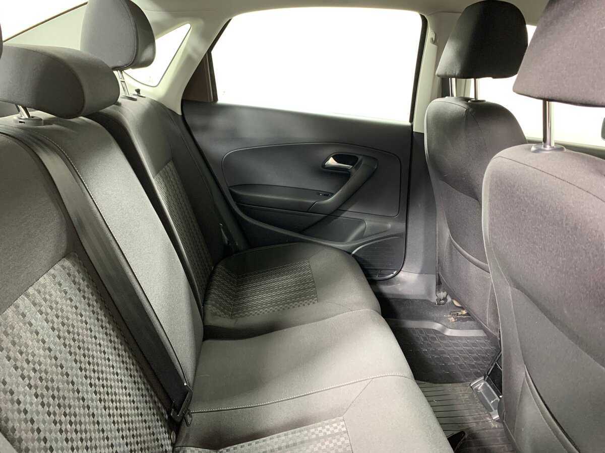 Volkswagen Polo, 2016 Фото №15