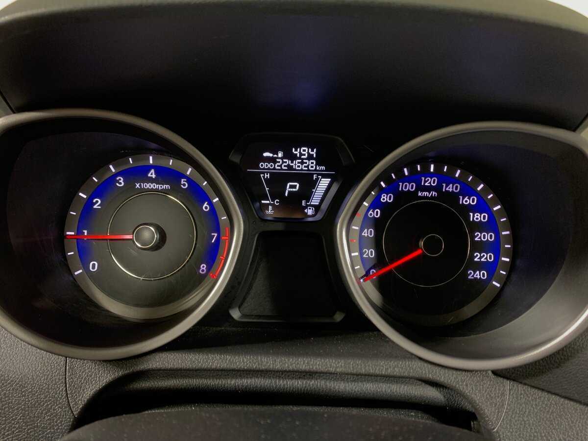 Hyundai Elantra, 2012 Фото №15