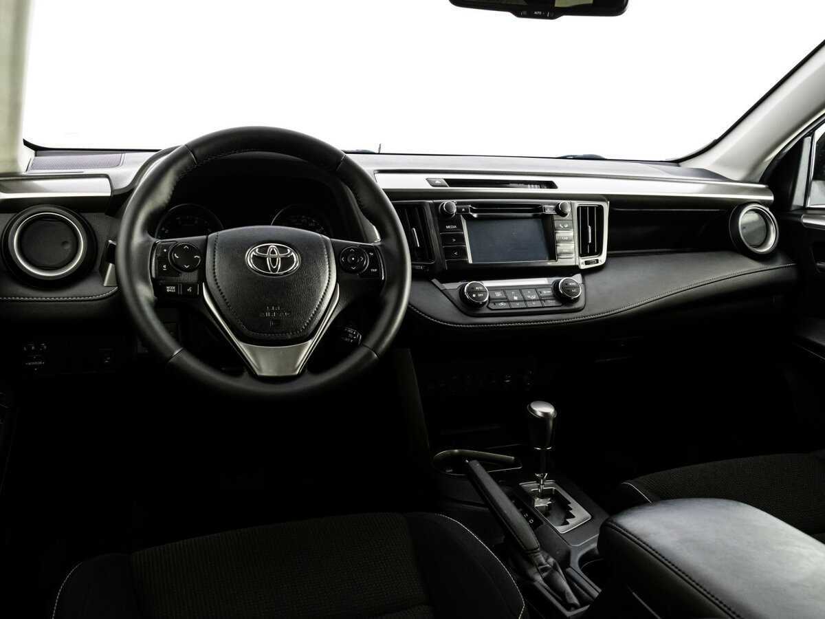 Toyota RAV4, 2015 Фото №9