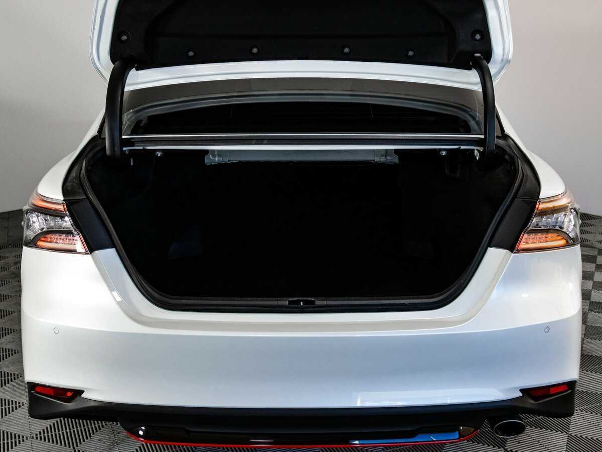 Toyota Camry, 2020 Фото №18