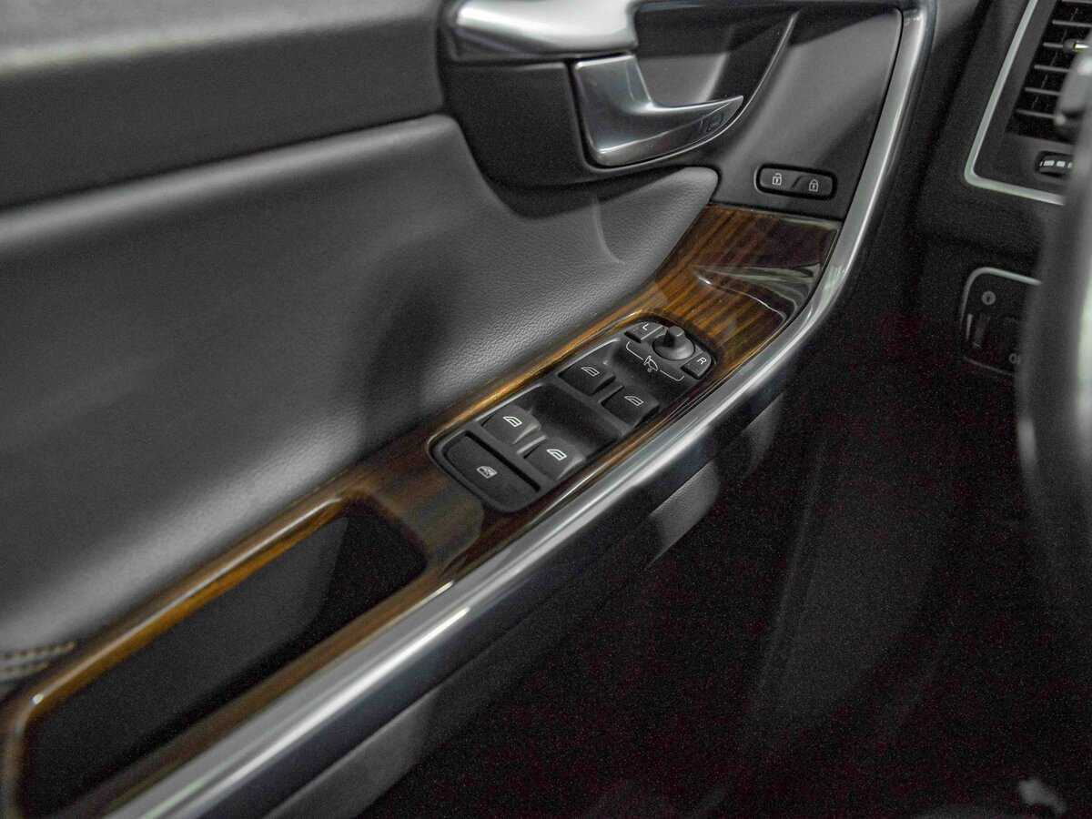 Volvo XC60, 2015 Фото №12