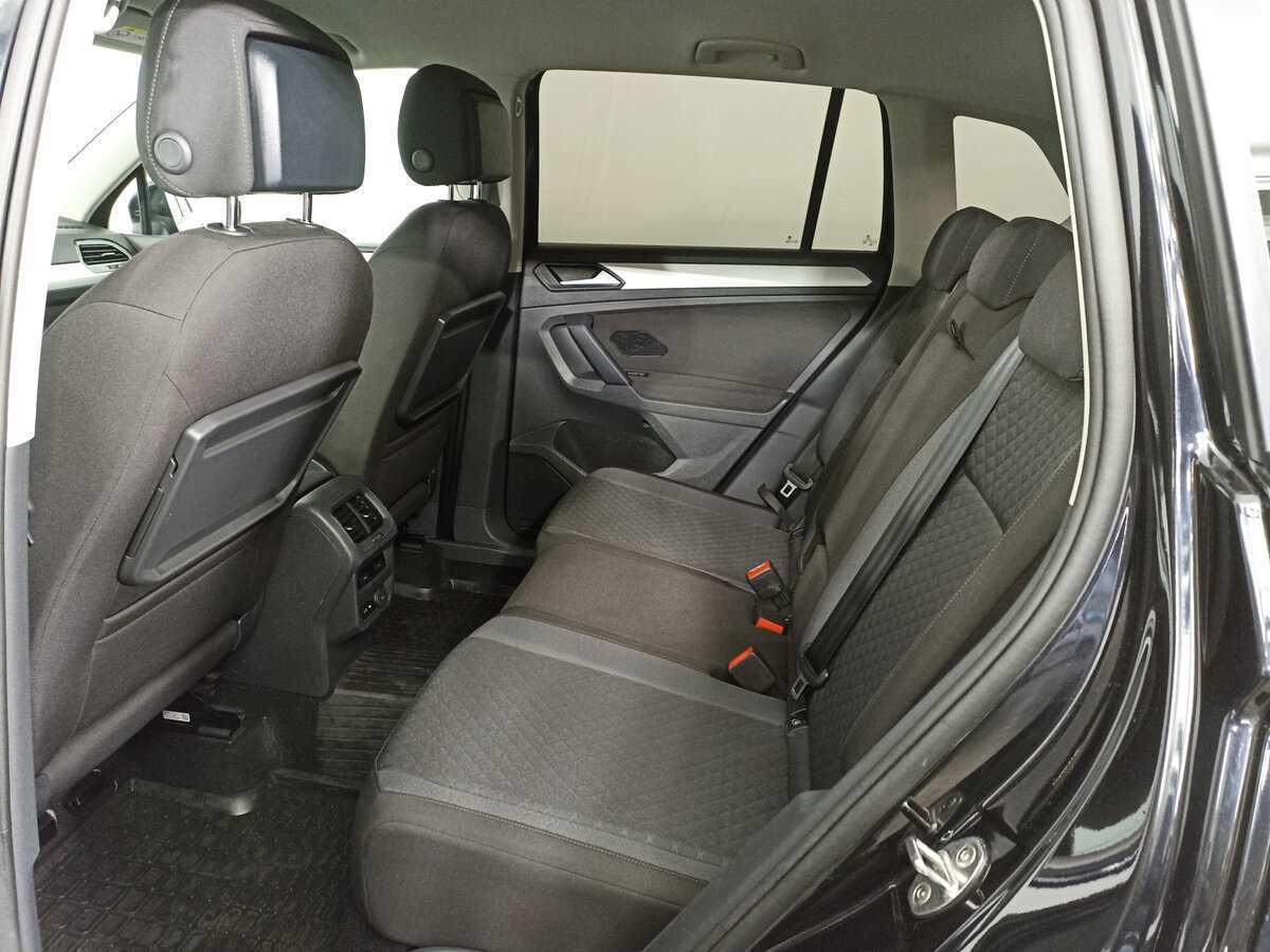 Volkswagen Tiguan, 2020 Фото №12