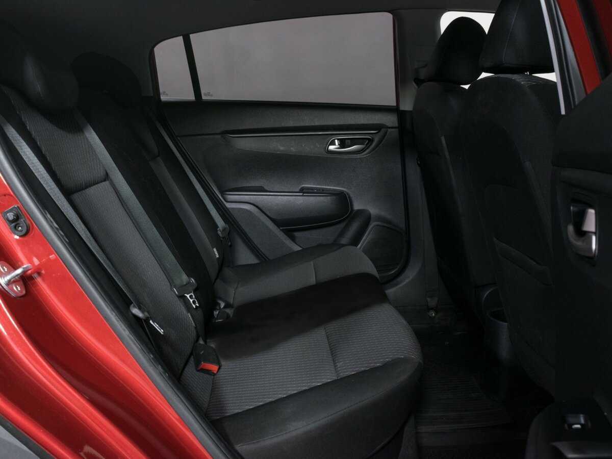 Kia Rio X-Line, 2018 Фото №10