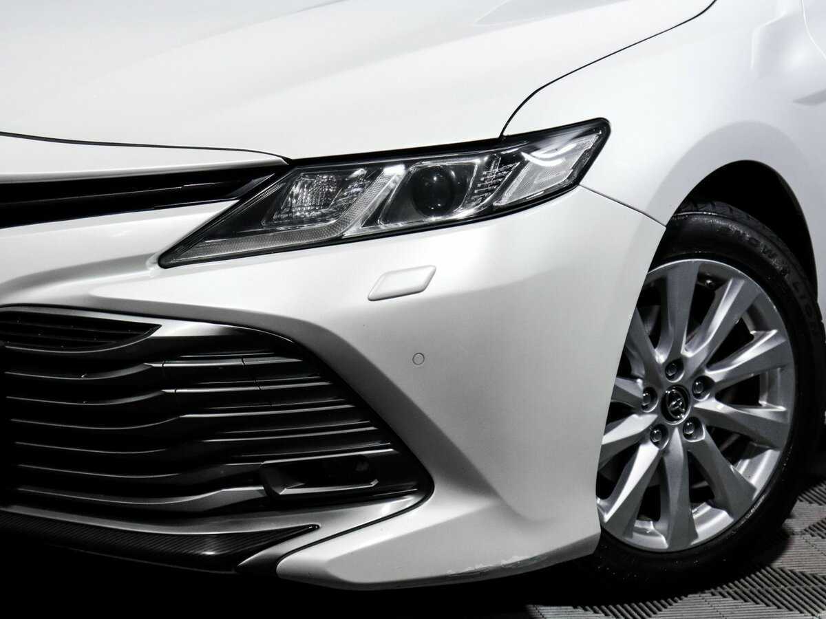 Toyota Camry, 2019 Фото №16