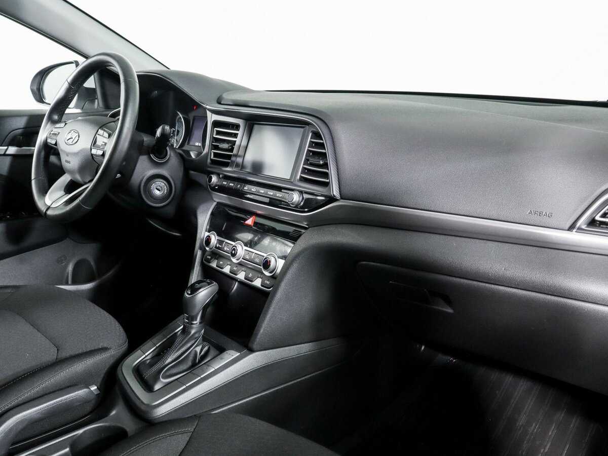 Hyundai Elantra, 2020 Фото №9