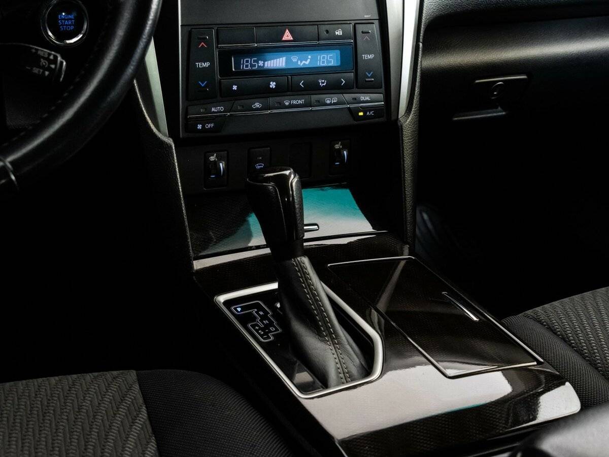 Toyota Camry, 2017 Фото №13