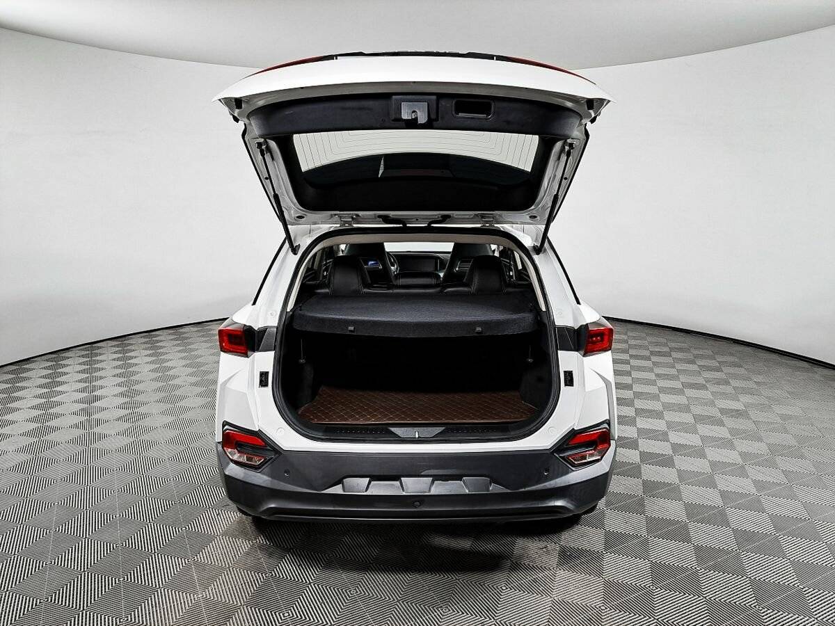 FAW Bestune T77, 2019 Фото №10