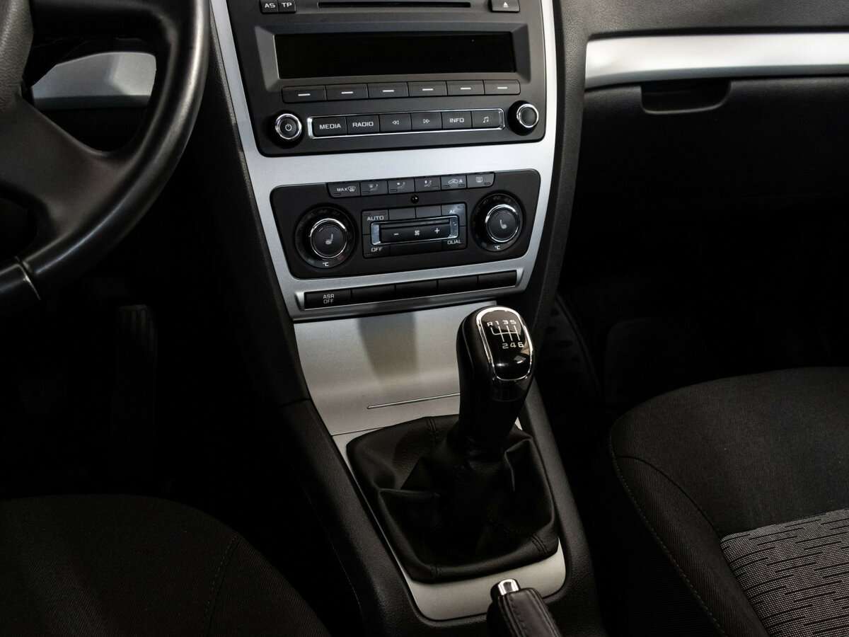 Skoda Octavia, 2012 Фото №10