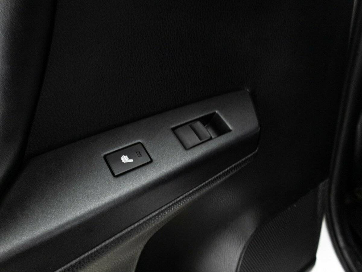 Toyota RAV4, 2018 Фото №24