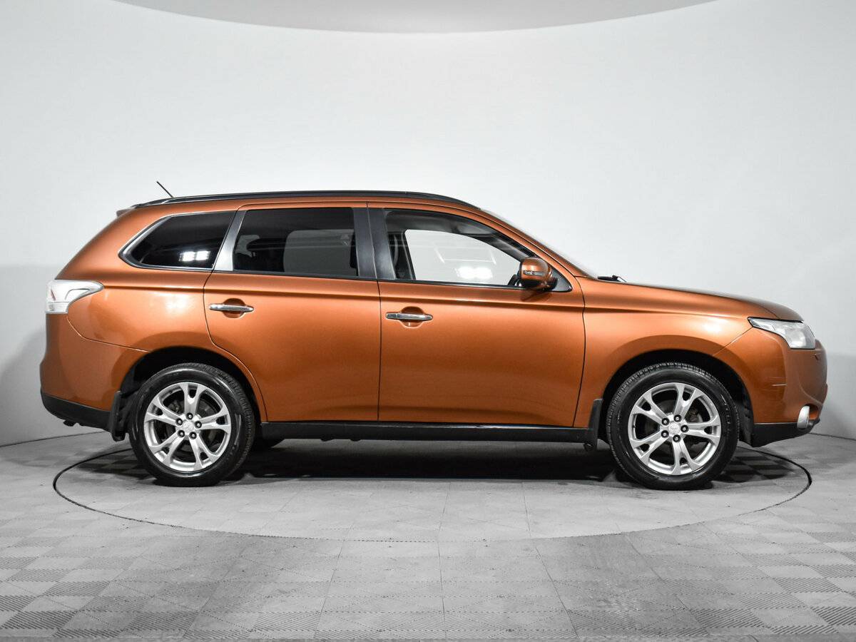 Mitsubishi Outlander, 2012 - 174 990 км. | Фото №5