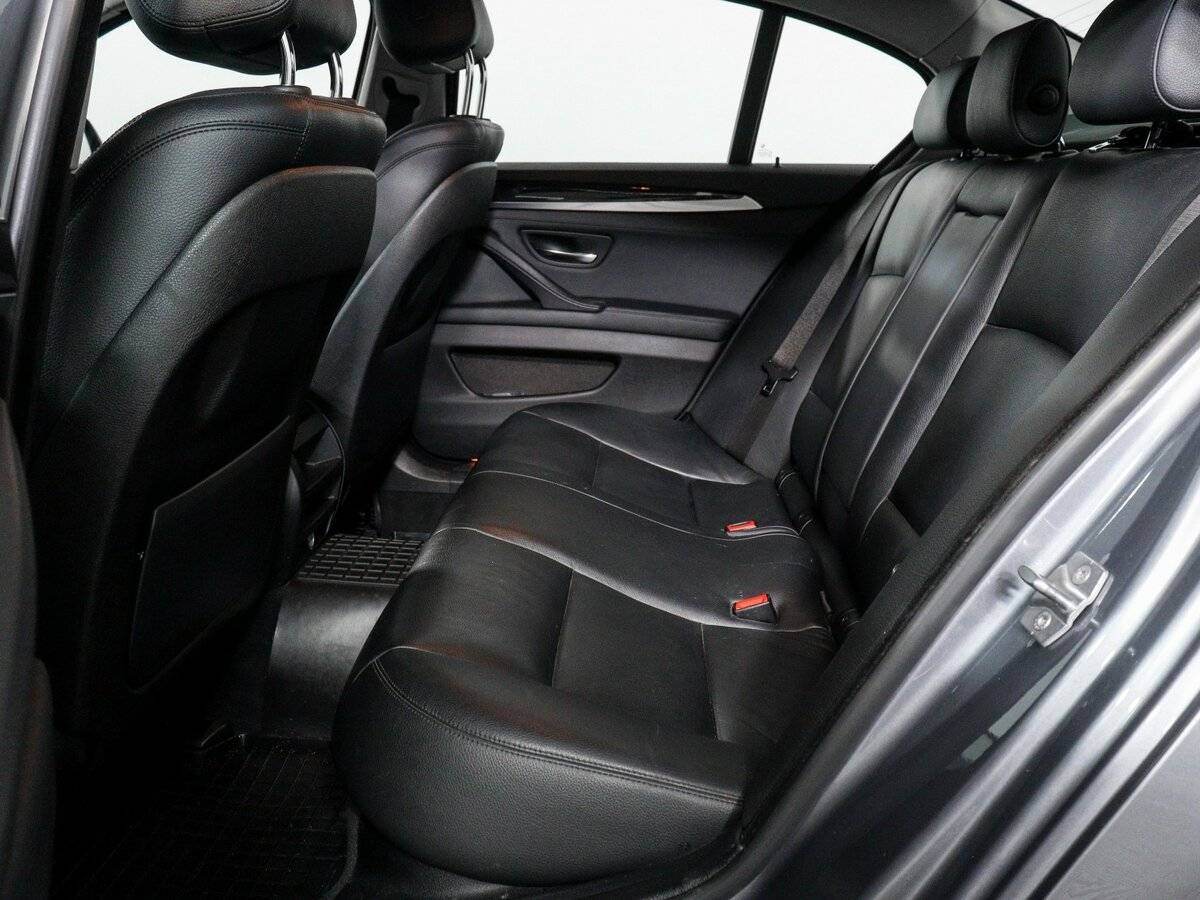 BMW 5 серии 528i xDrive, 2014 Фото №10