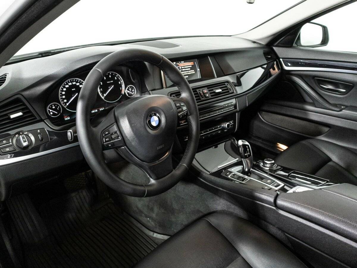BMW 5 серии 520i, 2014 Фото №11