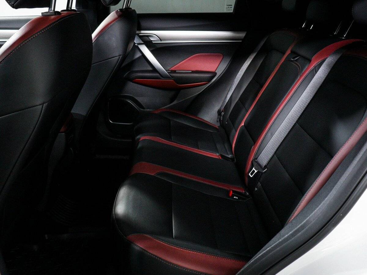 Geely Coolray, 2021 Фото №10