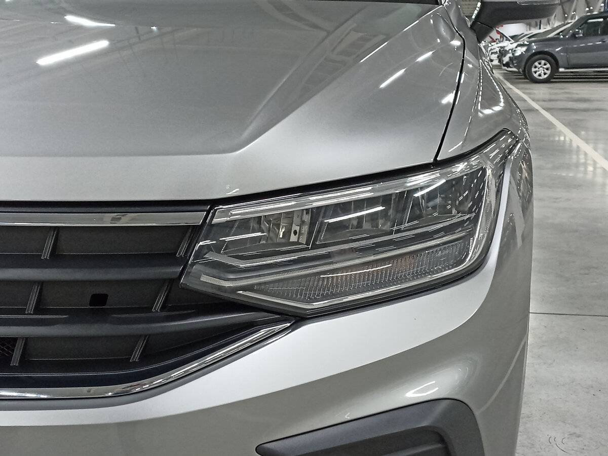 Volkswagen Tiguan, 2021 Фото №17