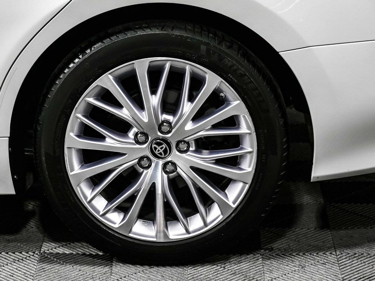 Toyota Camry, 2020 Фото №14