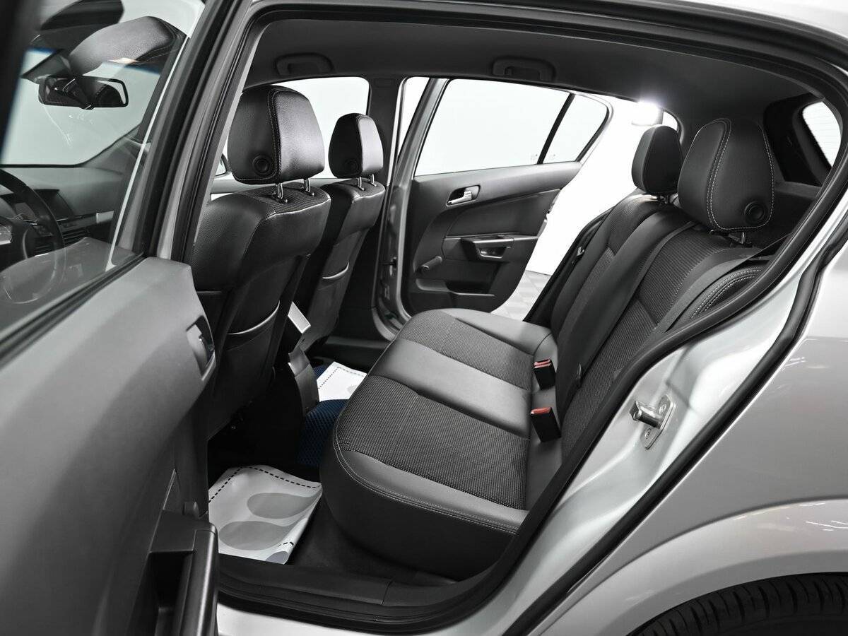 Opel Astra, 2012 Фото №13