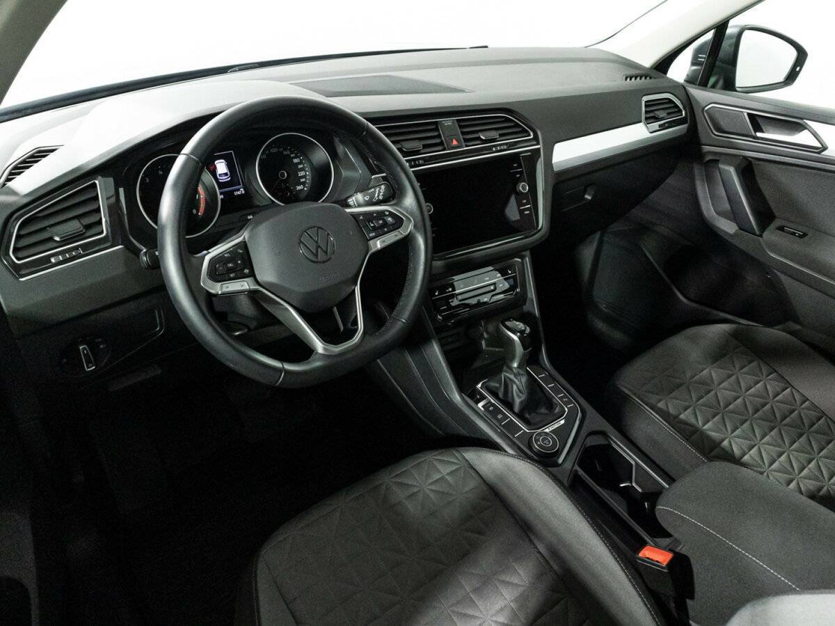 Volkswagen Tiguan, 2021 Фото №11