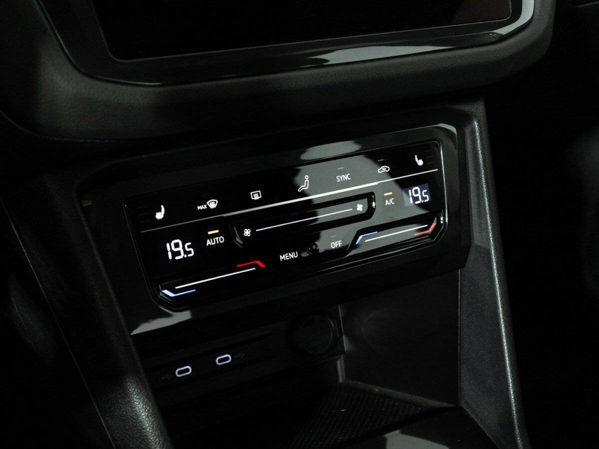 Volkswagen Tiguan, 2021 Фото №19