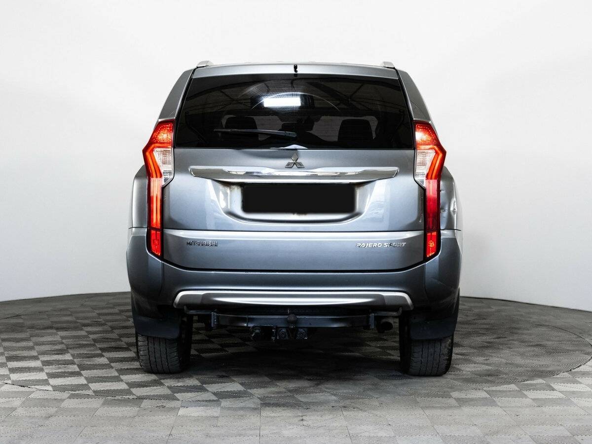Mitsubishi Pajero Sport, 2017 - 154 132 км. | Фото №6