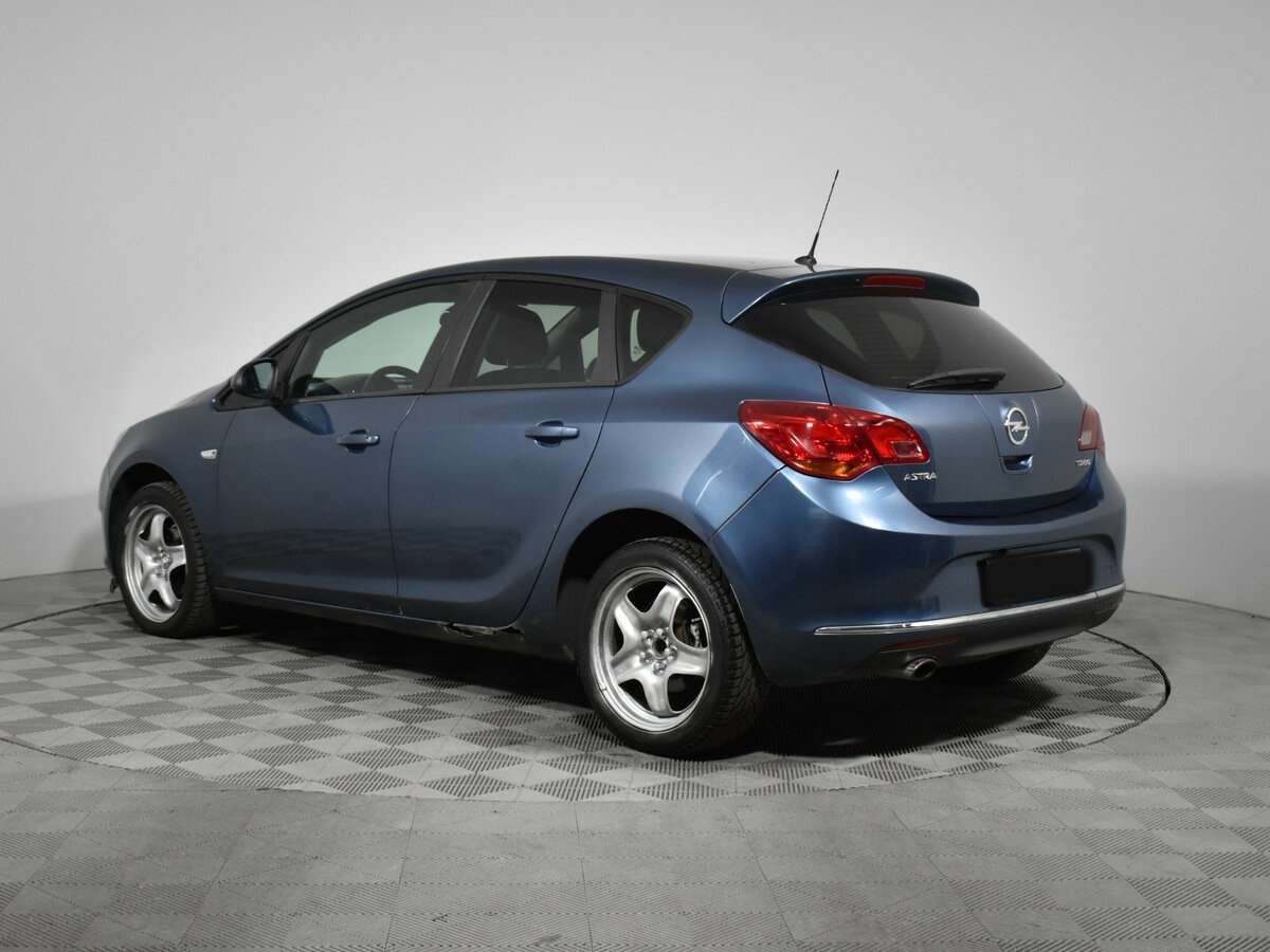 Opel Astra, 2012 - 184 232 км. | Фото №7