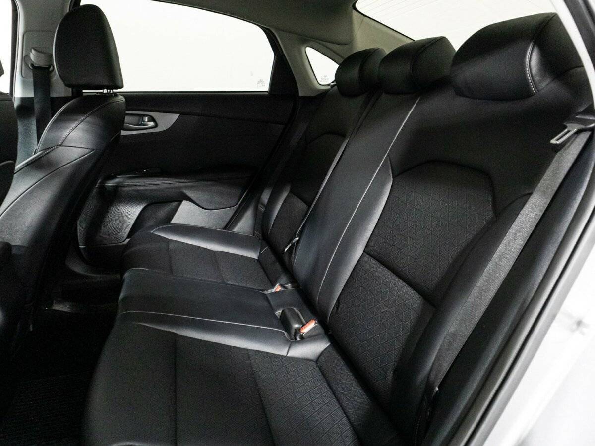 Kia K3, 2020 Фото №10