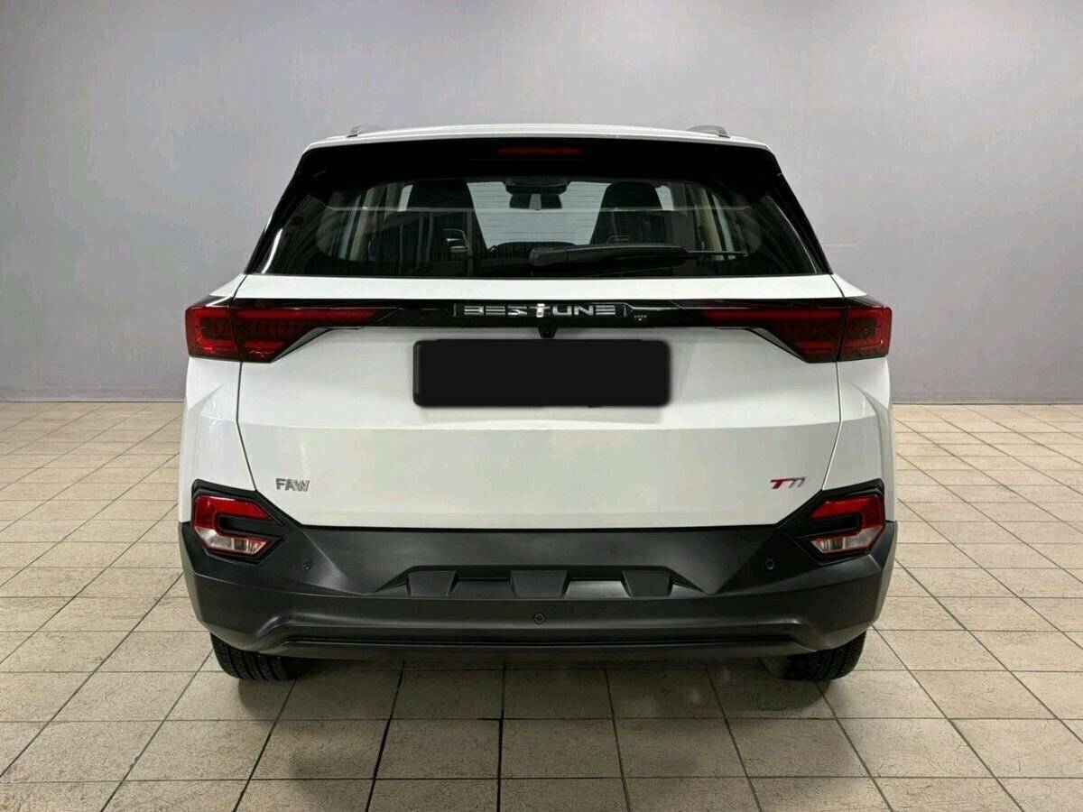 FAW Bestune T77, 2023 Фото №6