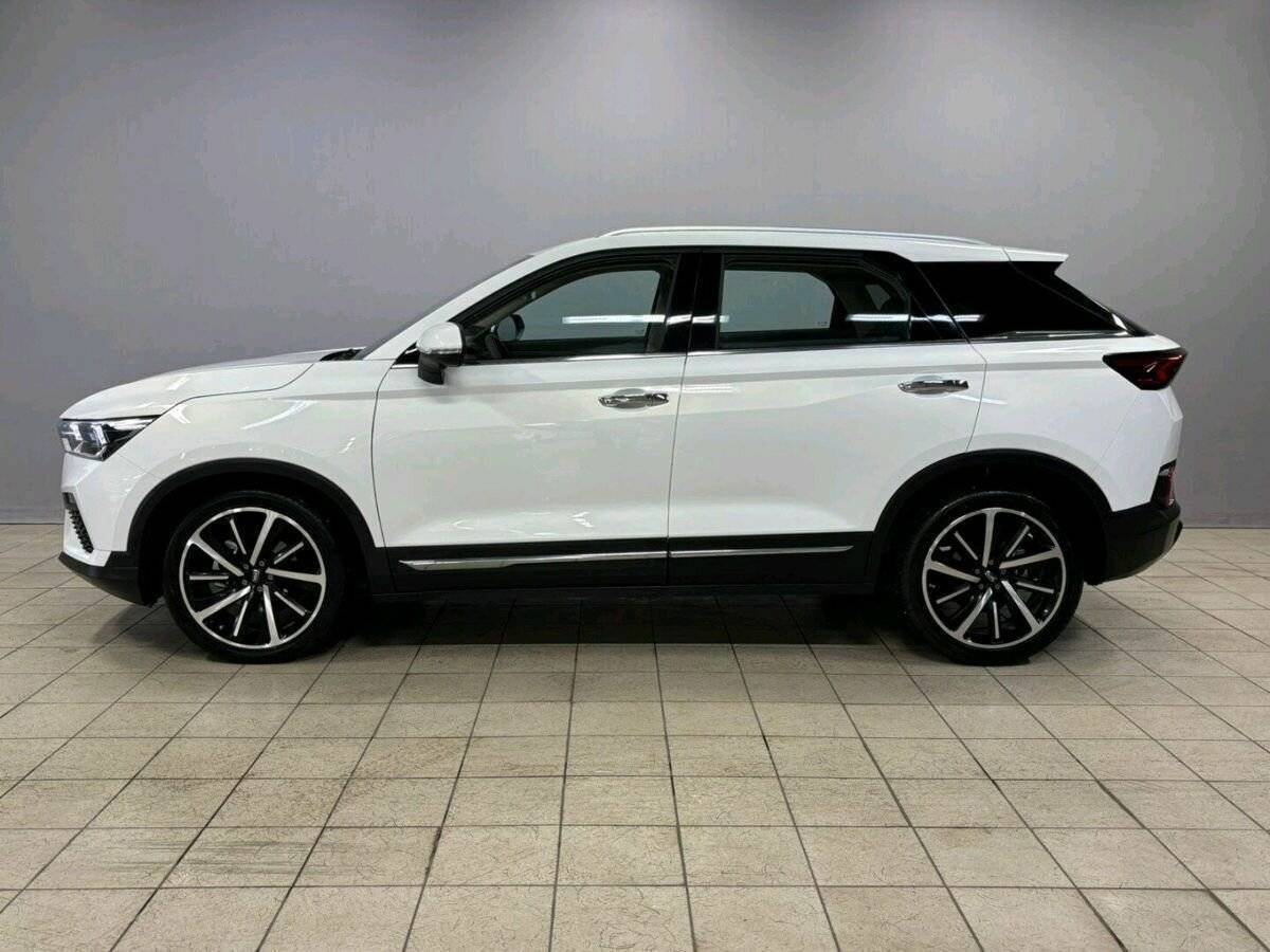 FAW Bestune T77, 2023 Фото №8