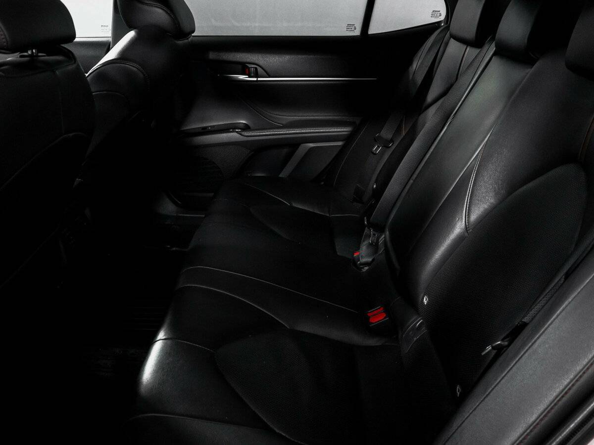 Toyota Camry, 2018 Фото №10