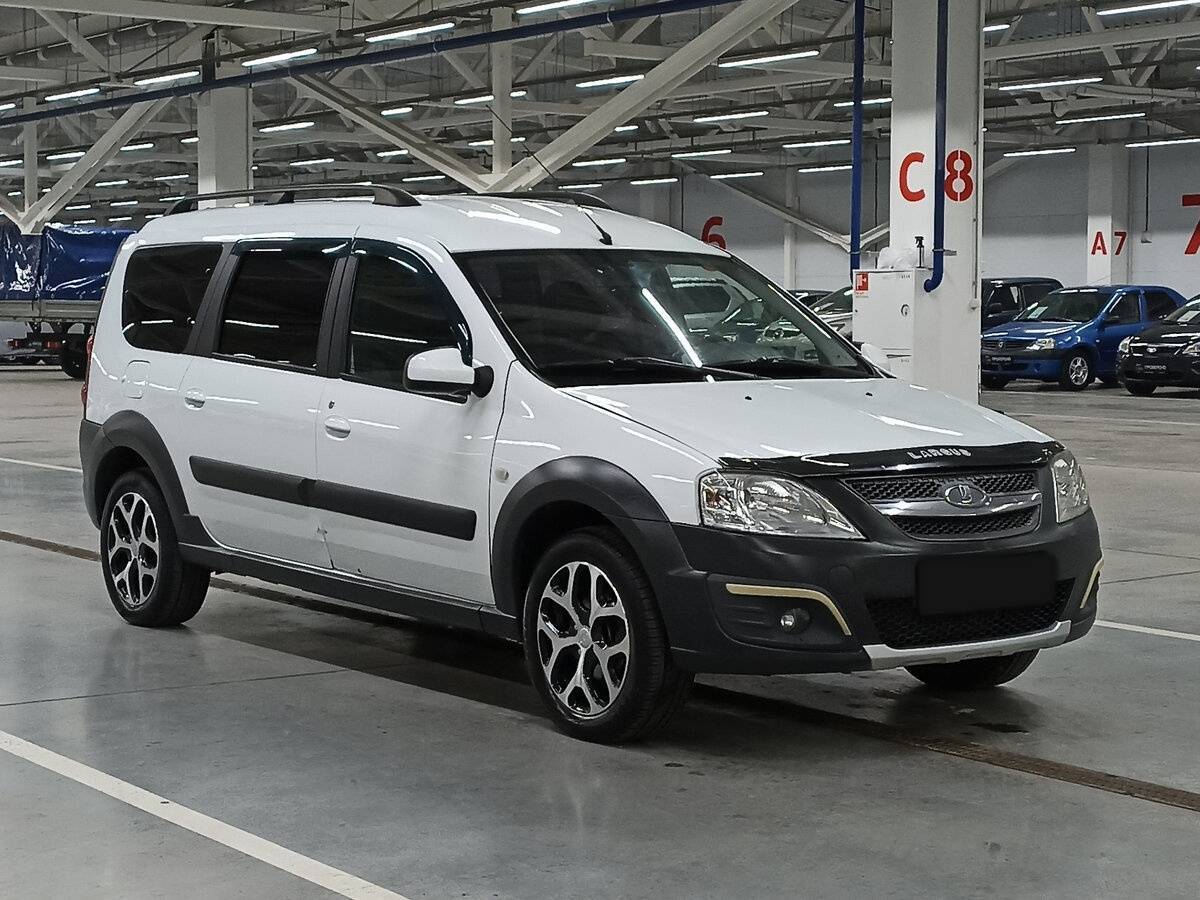 Lada (ВАЗ) Largus Cross, 2017 - 200 985 км. | Фото №3