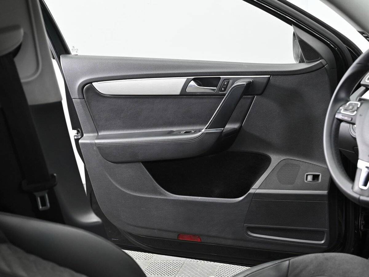 Volkswagen Passat, 2012 - 171 000 км. | Фото №7